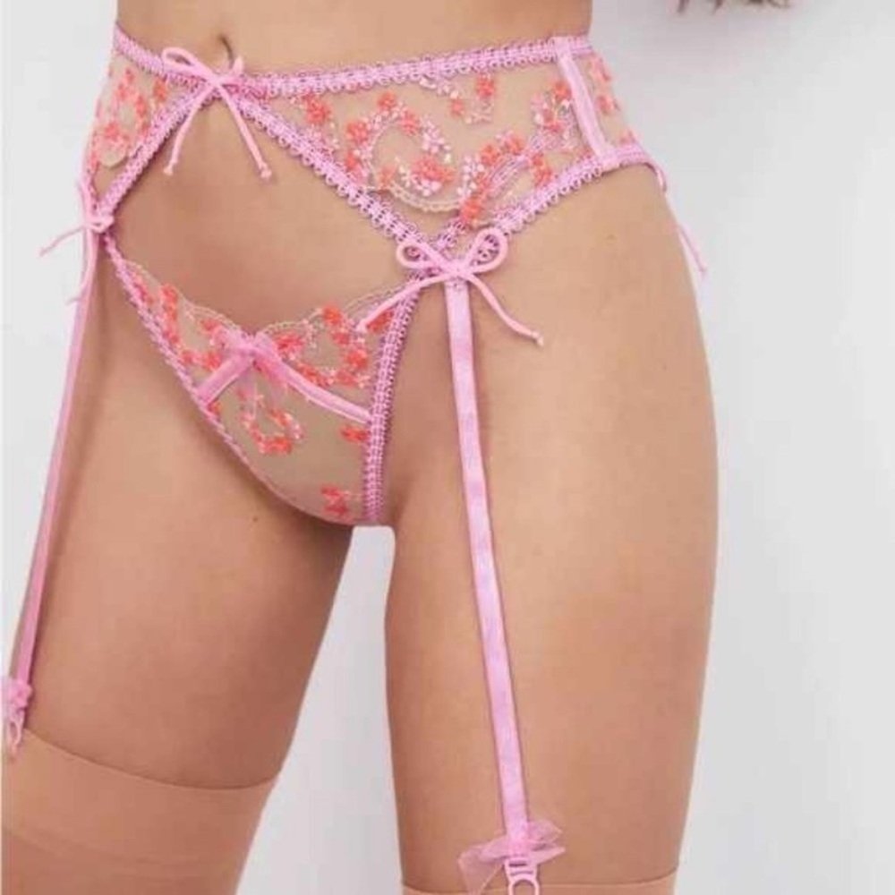 New! For Love and Lemons Love Bouquet Floral thong Panty 31339